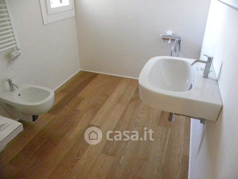 Trilocale in Via Leone Marzolla — foto 8 di 23