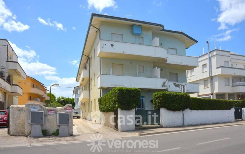 Trilocale in Via Lungomare 141 — foto 4 di 18