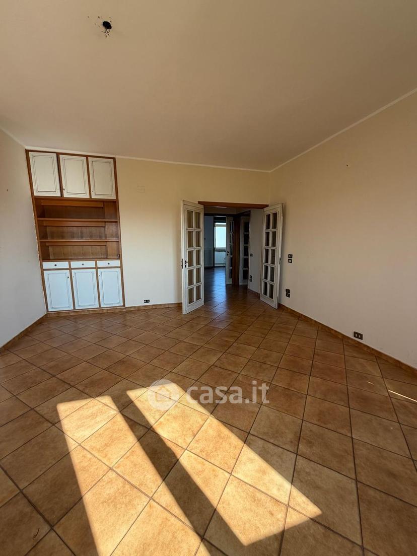 Quadrilocale in Via Gian Domenico Romagnosi 4 — foto 12 di 26