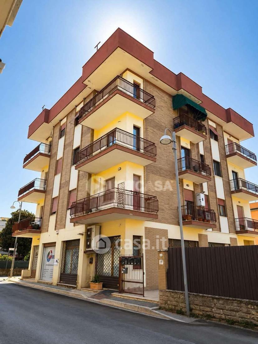 Trilocale in Via Alessandro Manzoni — foto 11 di 29