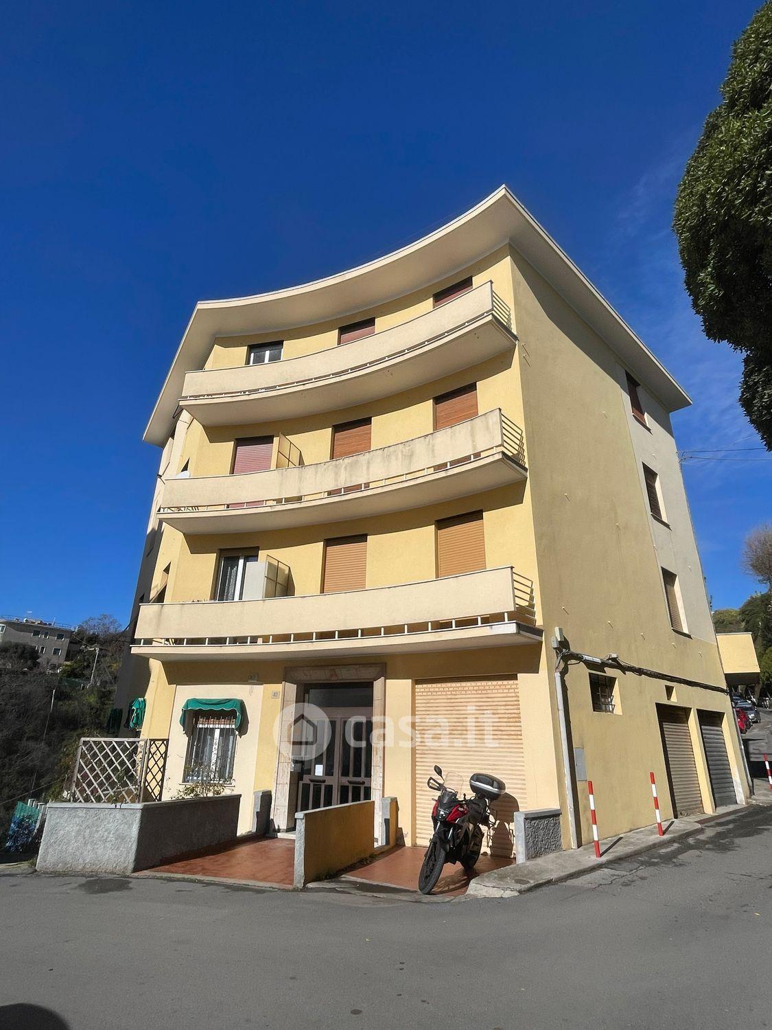 Trilocale in Via Amerigo Vespucci 40