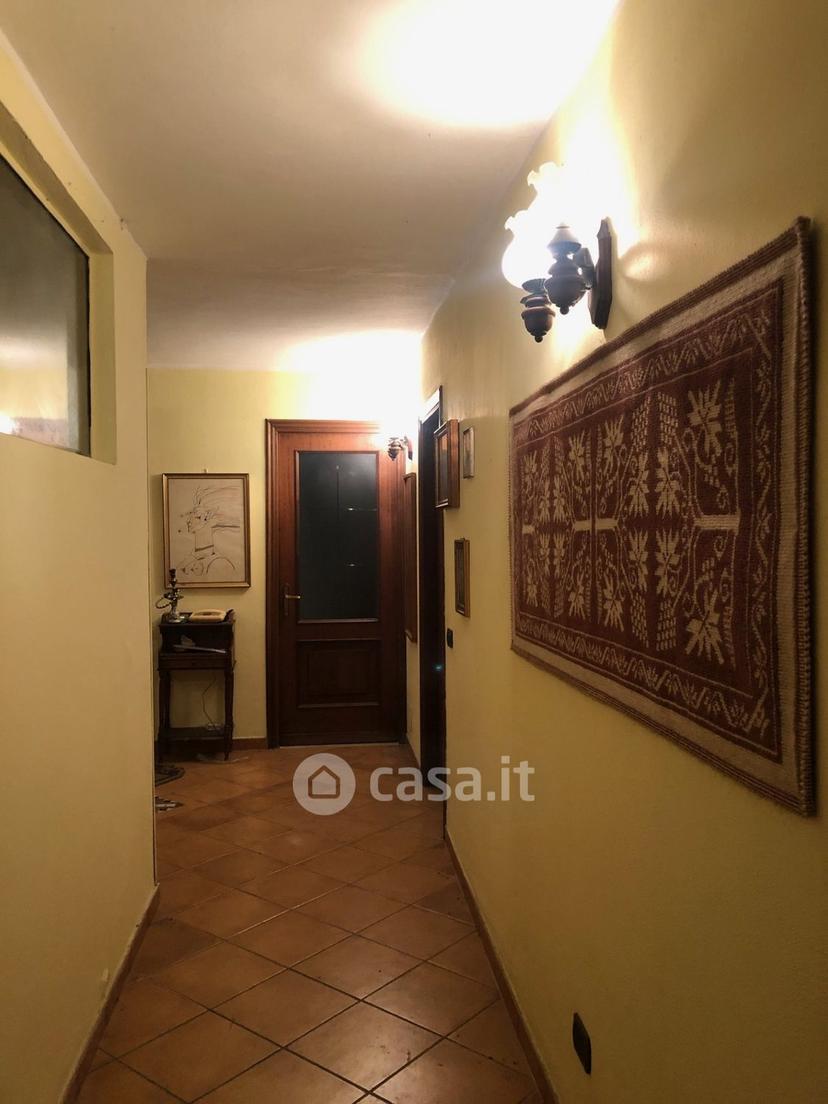 Villa in Via Giacomo Matteotti — foto 34 di 42