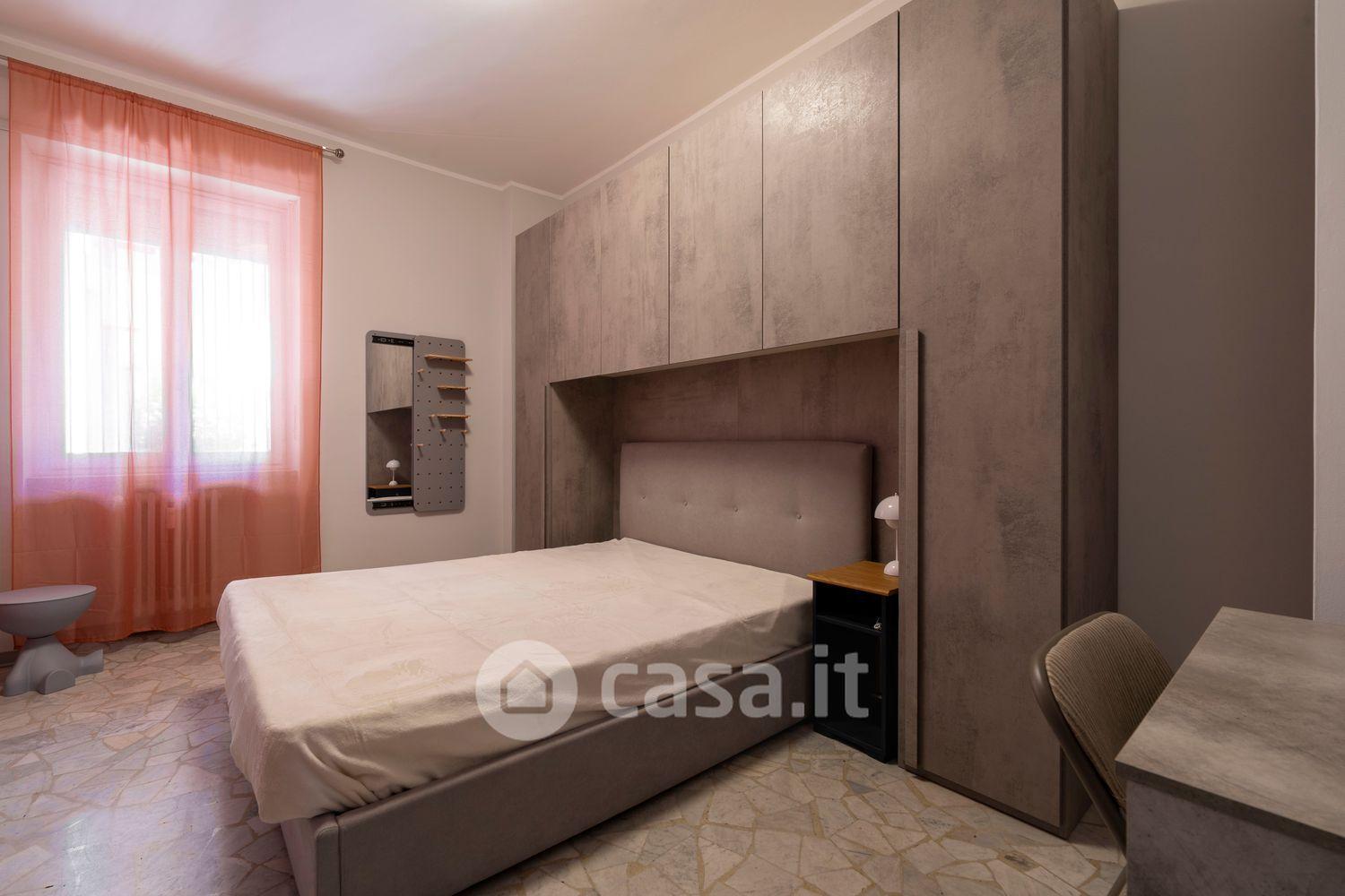 Stanza in Lungo Dora Firenze 19