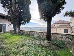 Villa in Via Cavalli d'Olivola 7