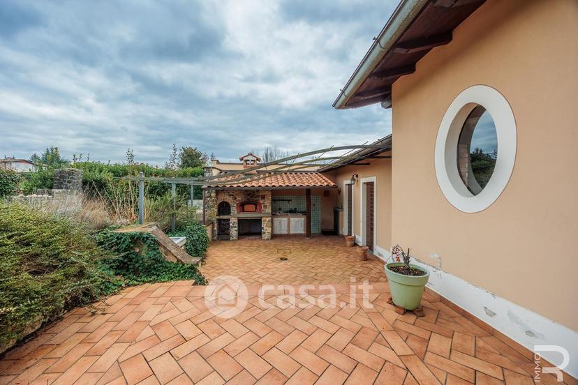 Villa in Via Mozza di Barga — foto 43 di 47