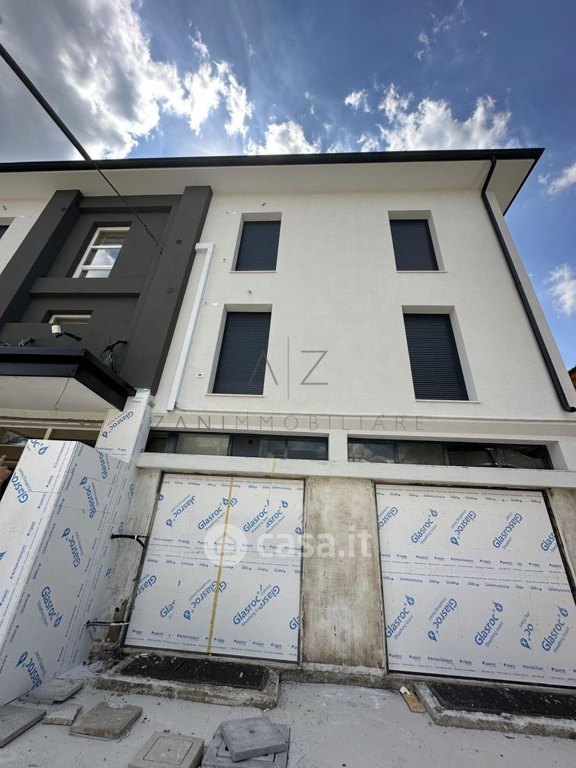Quadrilocale in Via San Pio X — foto 21 di 28
