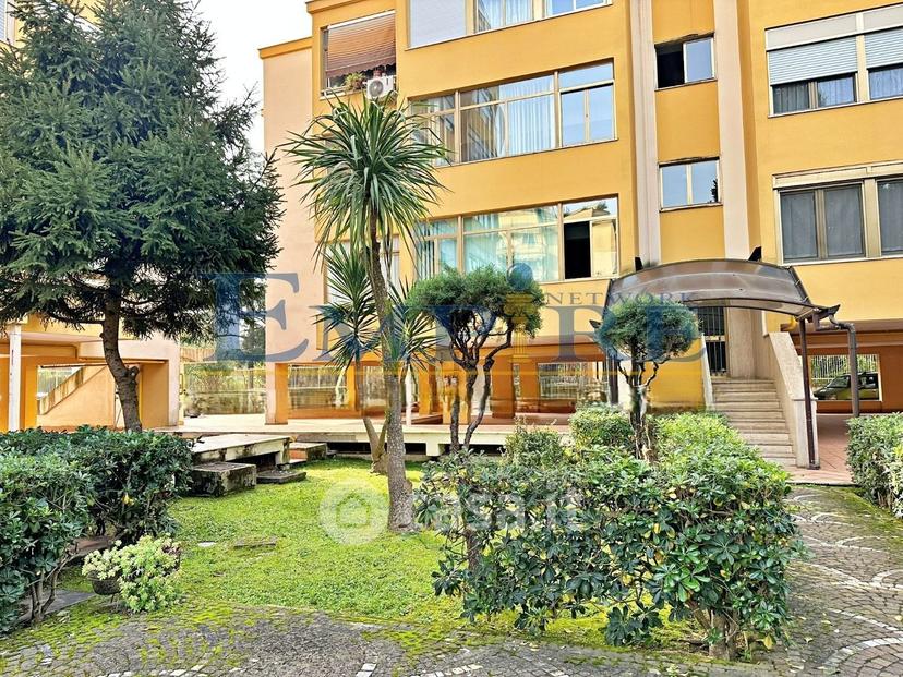 Quadrilocale in Via Eugenio Montale 20 — foto 8 di 24