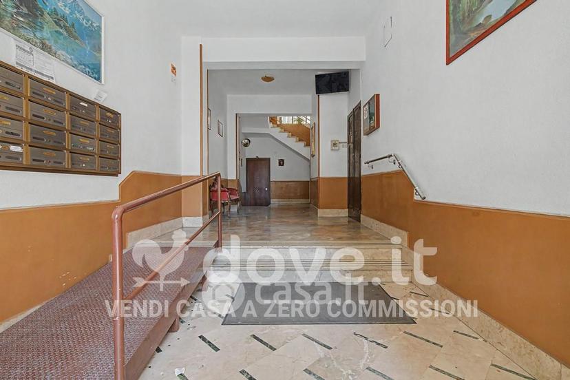 Appartamento in Via Laureto Tommaso 10 — foto 2 di 23