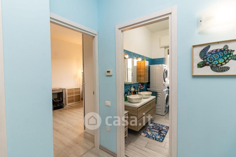 Trilocale in Viale Italia 66 — foto 27 di 63