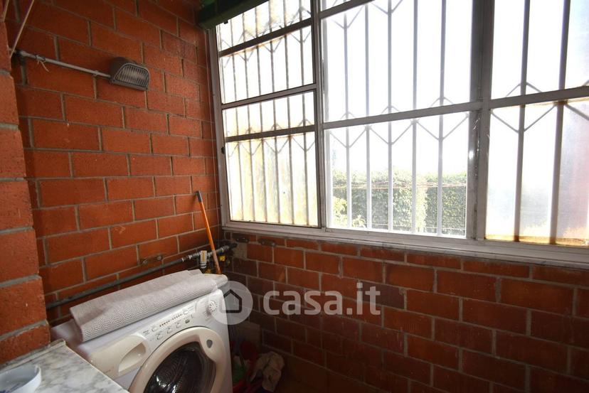 Trilocale in Via Silvio Pellico 4 — foto 23 di 29