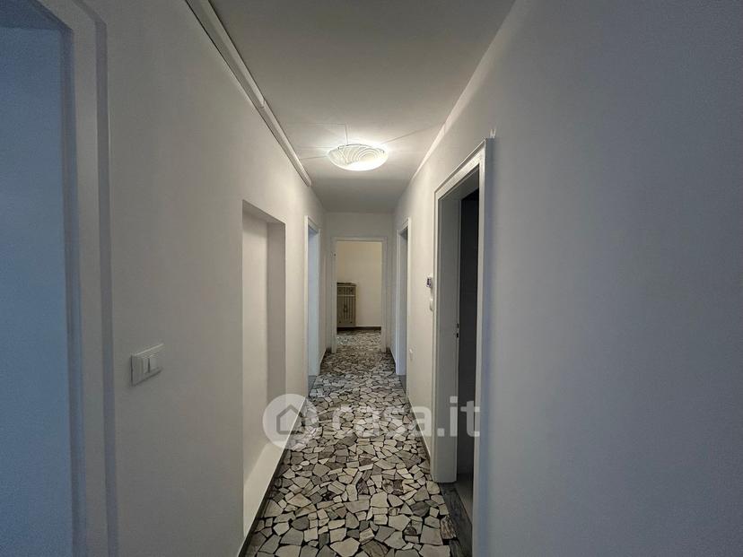 Stanza in Via Saragozza 185 — foto 3 di 24