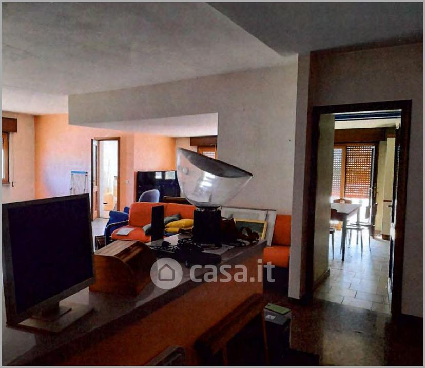 Appartamento in Via Milano — foto 17 di 32
