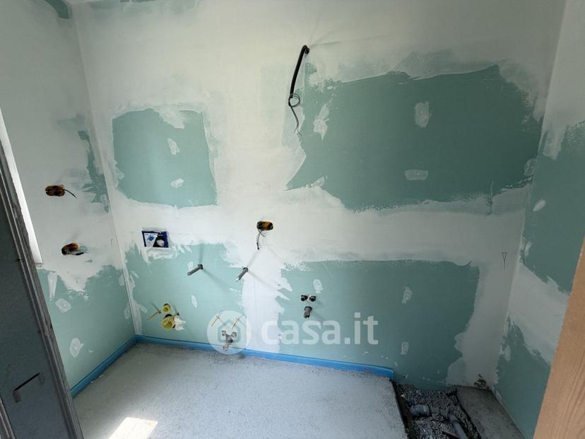 Trilocale in Via Alessandro Manzoni 5 — foto 2 di 28