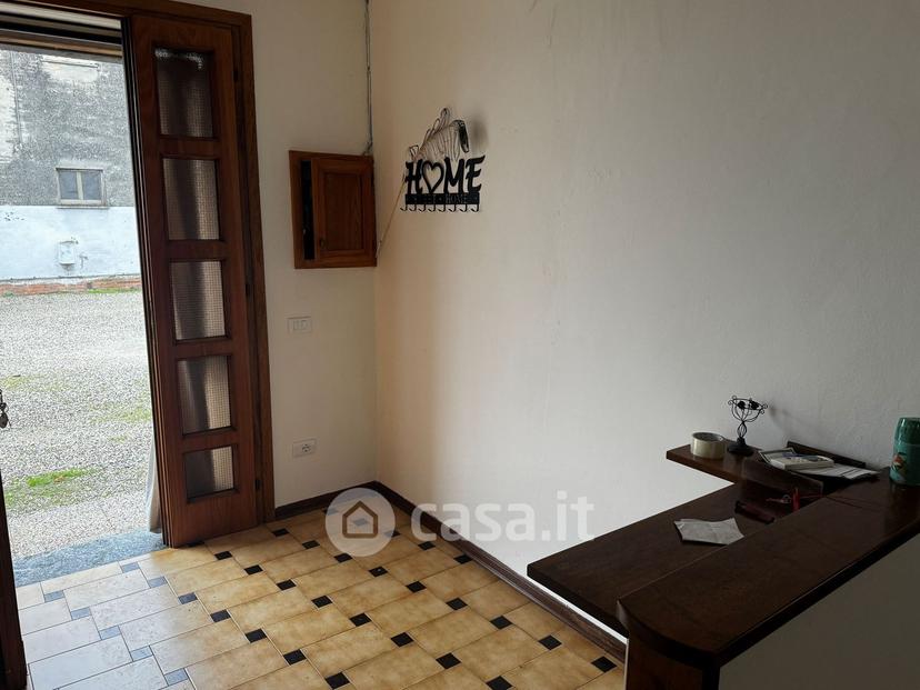 Trilocale in Via Nuova 24 — foto 5 di 22