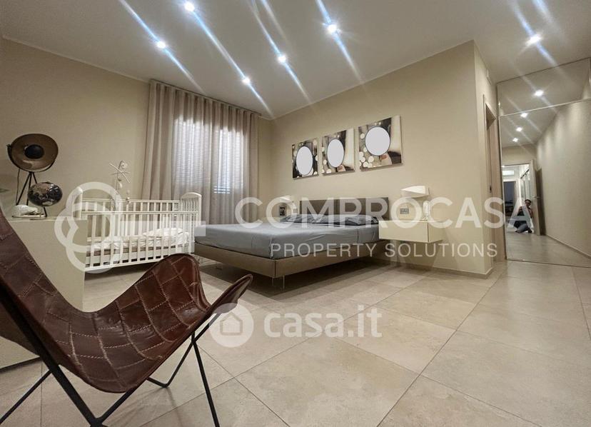 Appartamento in Via Gallipoli — foto 5 di 38