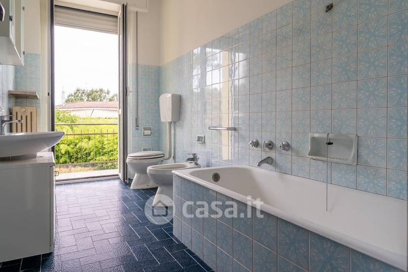 Villa in Via Ingegner Luigi Carena — foto 33 di 46