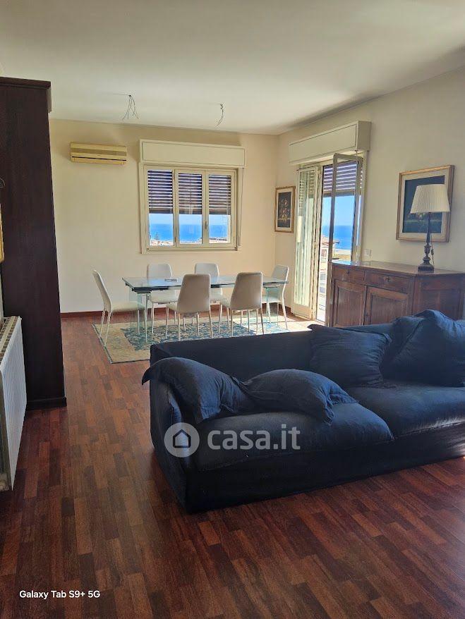 Appartamento in Via XX Settembre 27 — foto 2 di 24