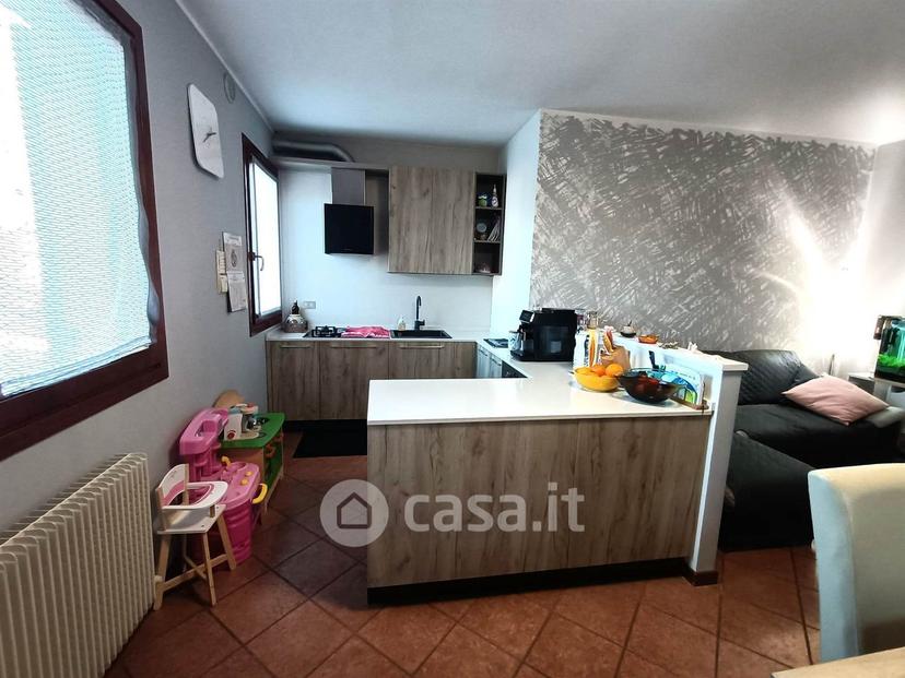 Appartamento in Via Aldo Moro — foto 14 di 34