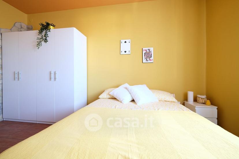 Stanza in Via Carlo Cattaneo 25 — foto 18 di 20