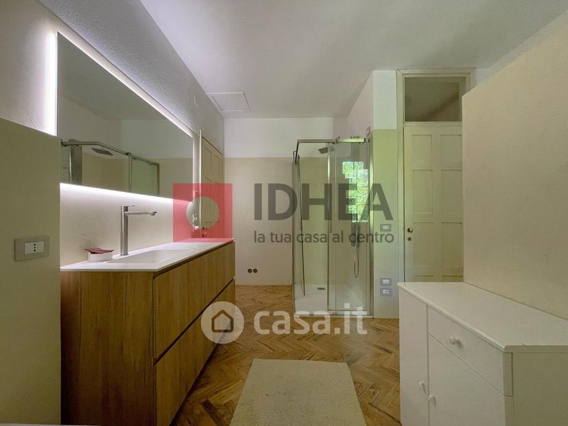 Villa in Via IV Novembre — foto 10 di 39