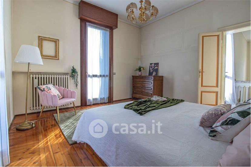 Villa in Via IV Novembre — foto 26 di 60