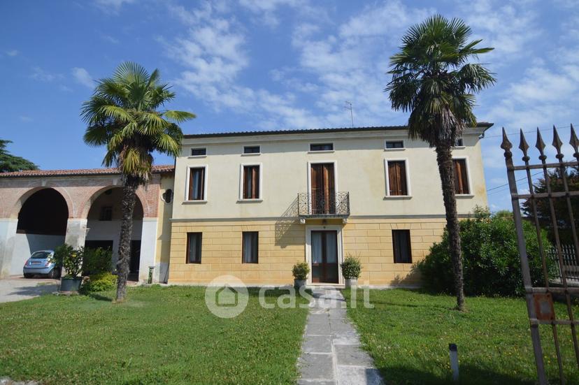 Villa in Via Roma 47 — foto 13 di 80
