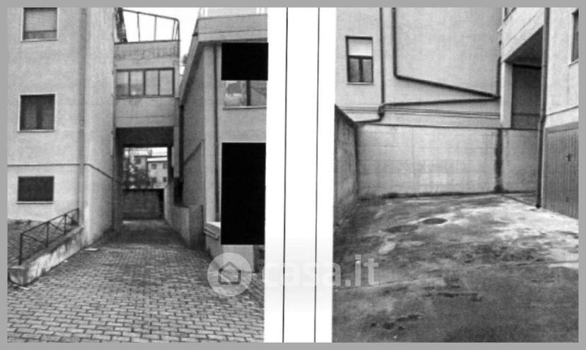 Appartamento in Via Antonio de Curtis — foto 13 di 32