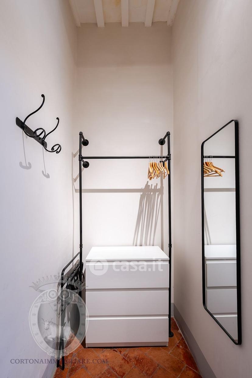 Appartamento in Via S. Margherita 11 — foto 24 di 34