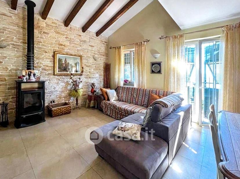 Villa in Via Genova — foto 2 di 35
