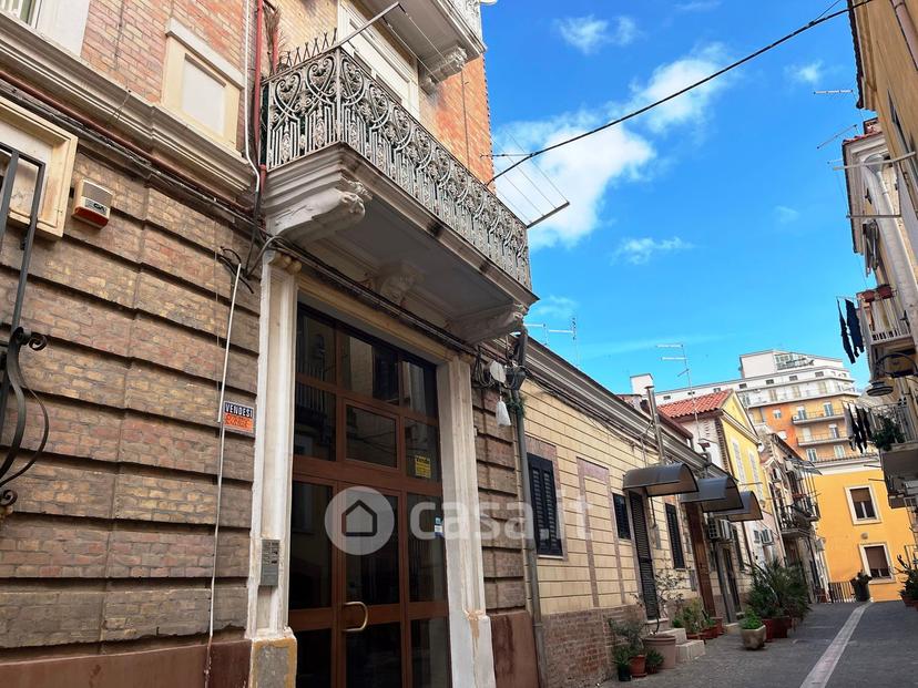 Stanza in Via Zingani 3 — foto 3 di 7