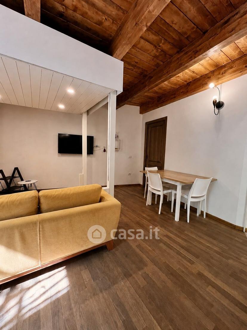 Monolocale in Via Maddalena — foto 2 di 10