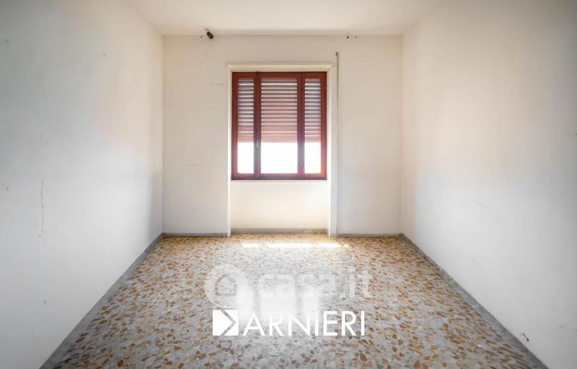 Quadrilocale in Via Villa Petrara 191 — foto 40 di 42