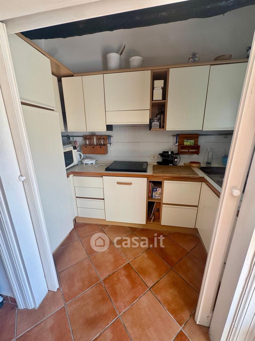 Villa in Via Appia 104 /200 — foto 16 di 136