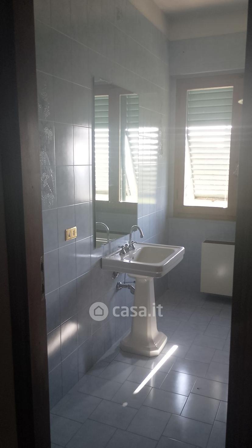 Villa in Via Giuseppe Verdi 6 — foto 36 di 38