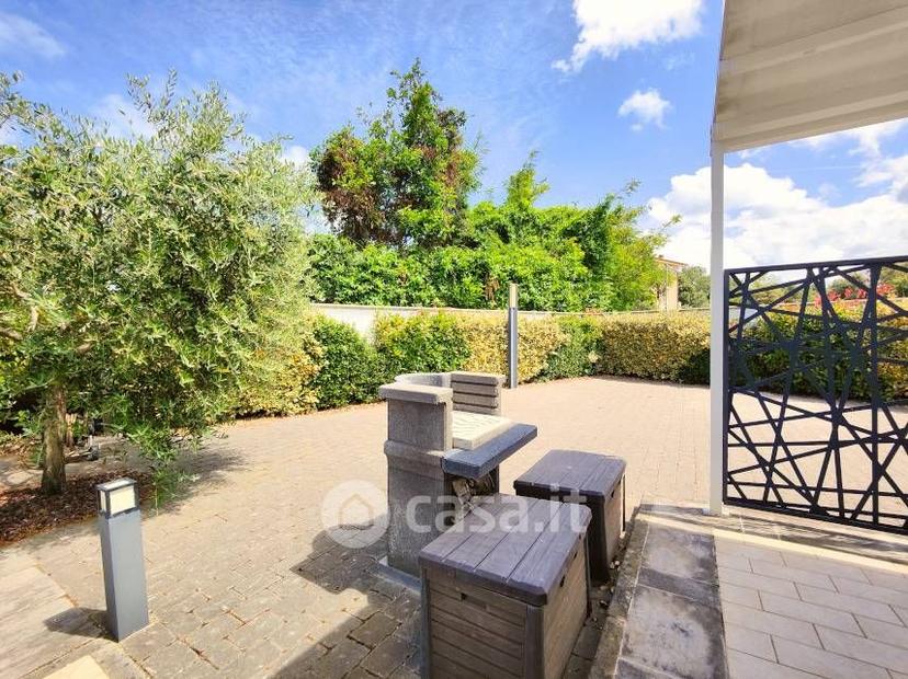 Villa in Via dei Frassini — foto 24 di 33