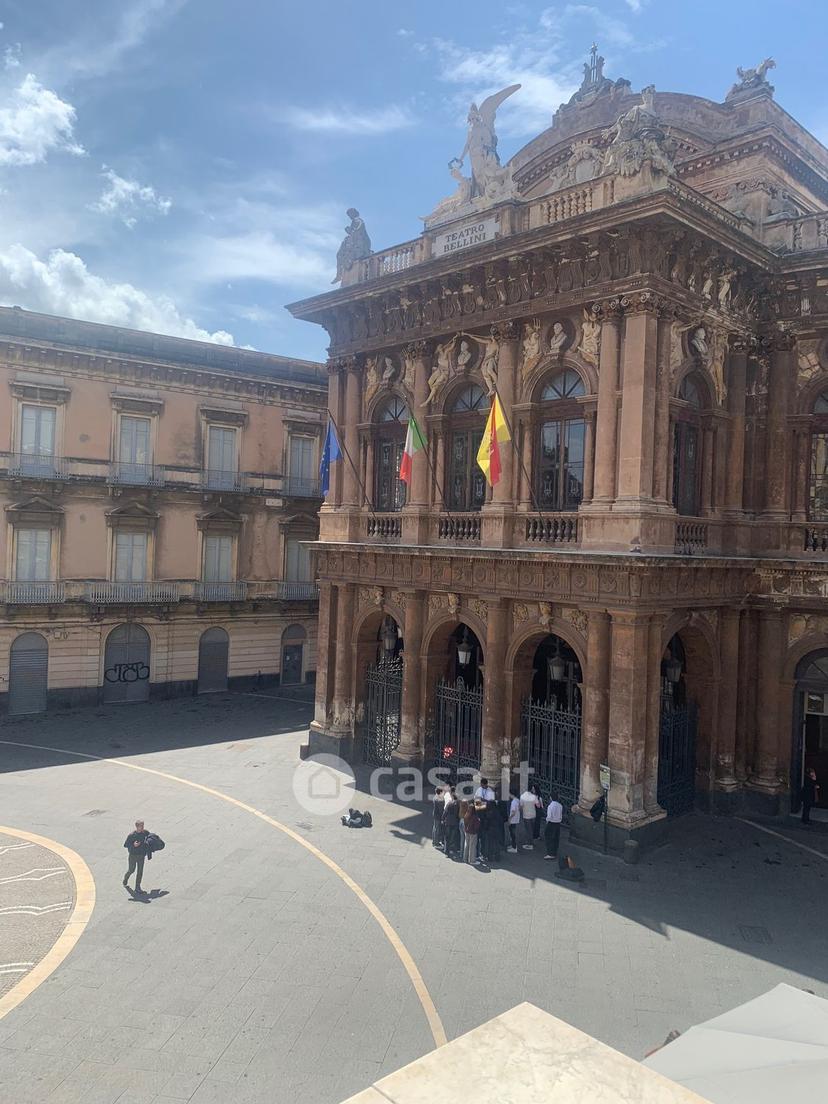 Bilocale in Piazza Vincenzo Bellini 13 — foto 2 di 18