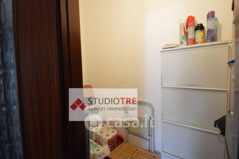 Trilocale in Via Basilicata 11