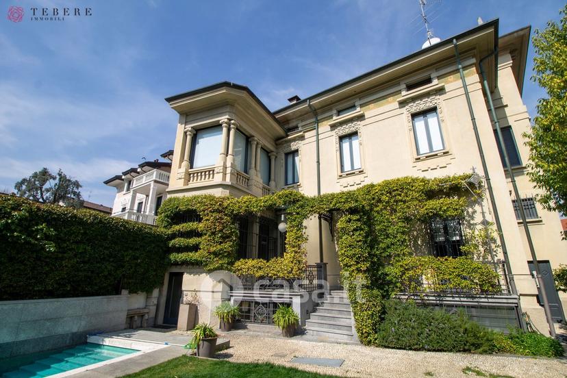 Villa in Corso XX Settembre 50 — foto 34 di 47