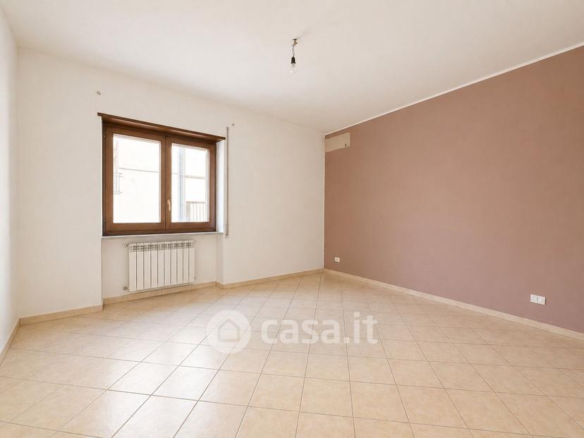 Trilocale in Via Fratelli Cervi 19 — foto 9 di 23