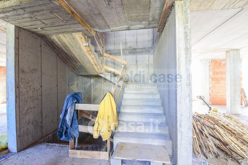 Trilocale in Via Porta Carlo — foto 13 di 15