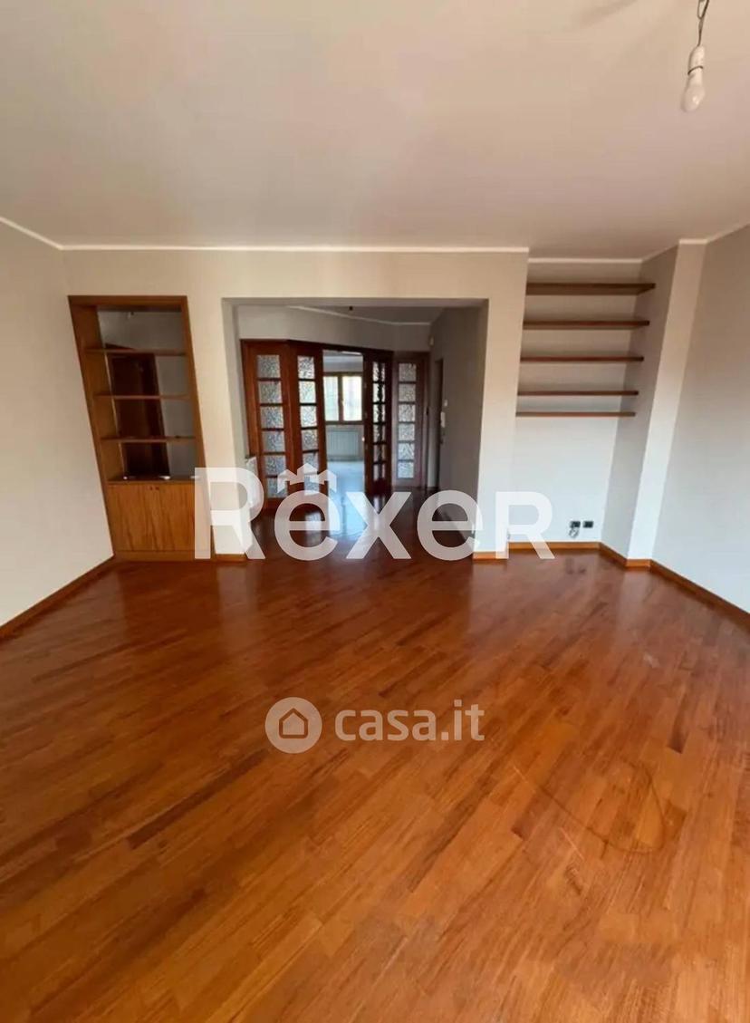 Appartamento in Via Mons Catarella — foto 3 di 6