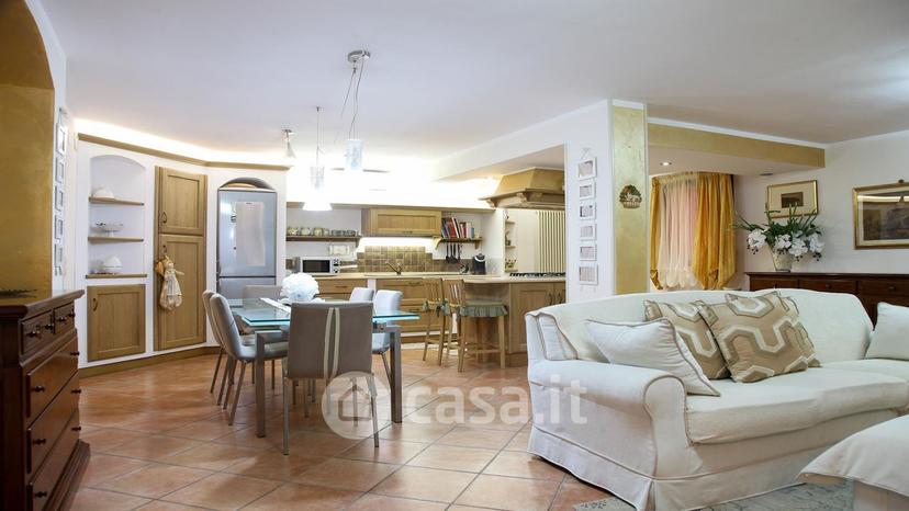 Villa in Via Pisa 23 — foto 31 di 32