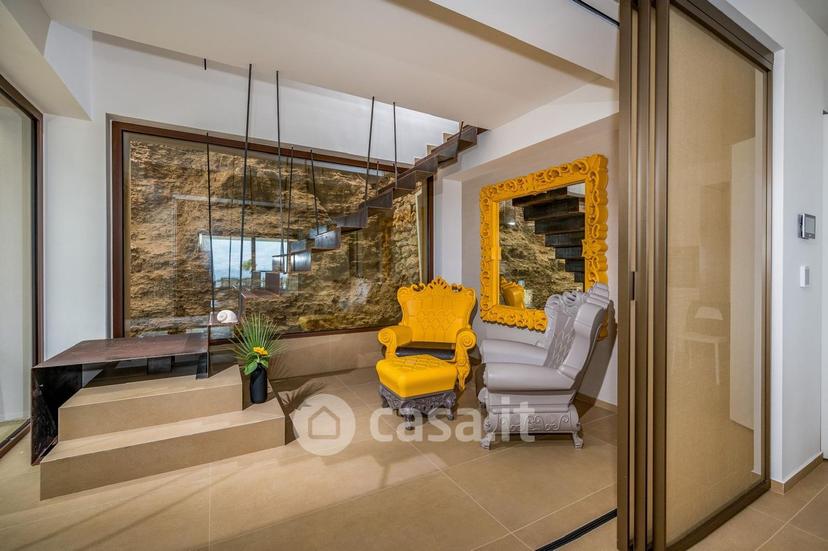 Villa in Via Caio Duilio — foto 20 di 45