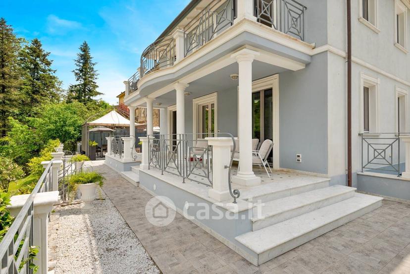 Villa in Via di Rosi 1056 — foto 9 di 52