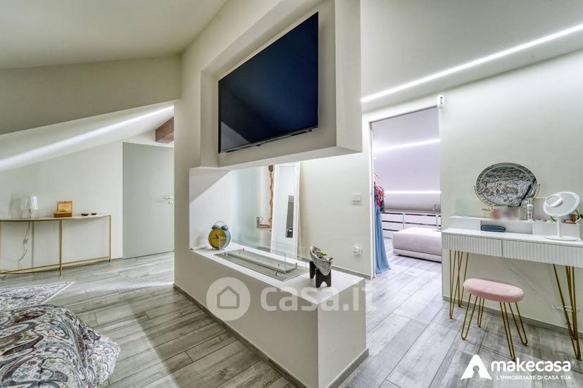 Villa in Via Giuseppina Biggiogero 1 — foto 24 di 33