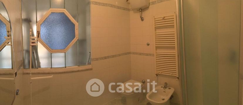 Stanza in Via Perinetto da Benevento 56 — foto 13 di 14