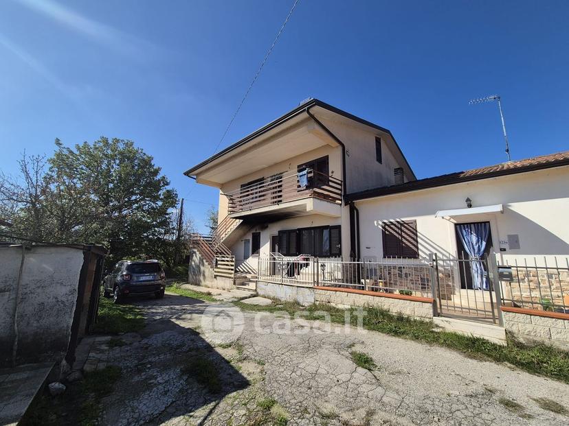 Trilocale in Contrada Piano di Zucchero — foto 5 di 29