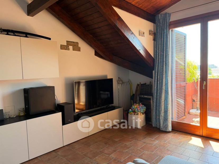 Trilocale in Via Bruno Buozzi 56 — foto 30 di 45