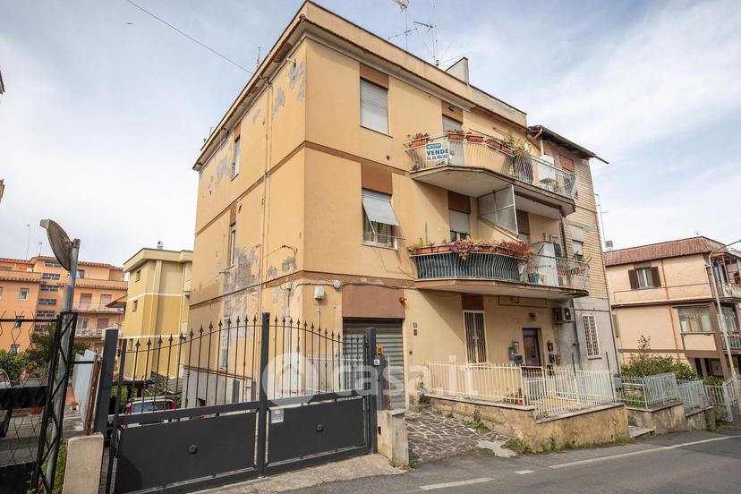 Trilocale in Via Carlo Pisacane 27 — foto 26 di 33