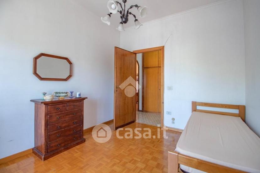 Quadrilocale in Via Liberato di Benedetto 72 — foto 7 di 31